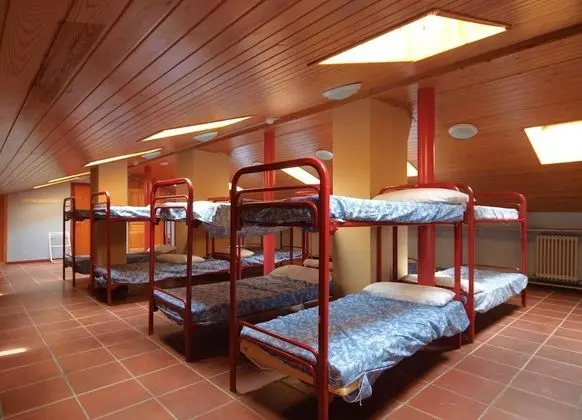 Ortak Ranzalı Oda, Karma Ranzalı Oda, Ortak Banyo (1 Bed in 54 Bed Dorm)