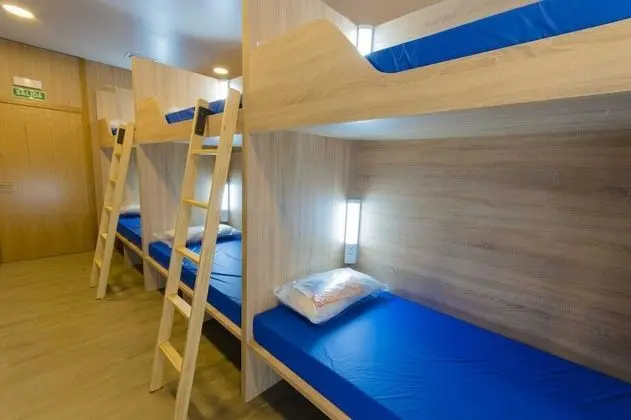 Basic Ortak Ranzalı Oda, Ortak Banyo (1 bed in a 16-Bed Dormitory Room)