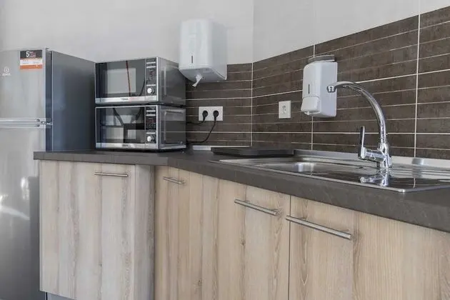 Basic Ortak Ranzalı Oda, Özel Banyo (1 bed in a 10-Bed Dormitory Room)