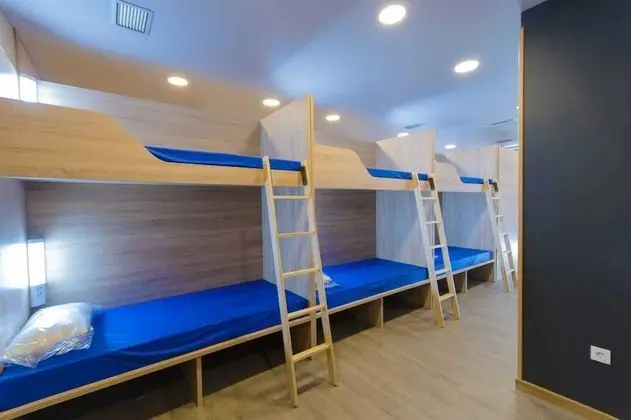 Basic Ortak Ranzalı Oda, Özel Banyo (1 bed in a 10-Bed Dormitory Room)