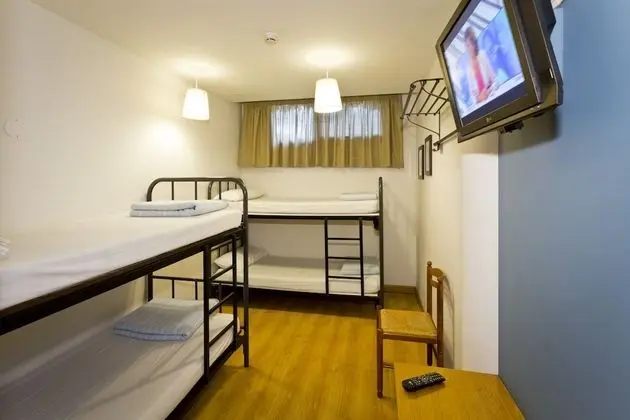 Oda, Karma Ranzalı Oda (1 bed in a severa persons shared room)