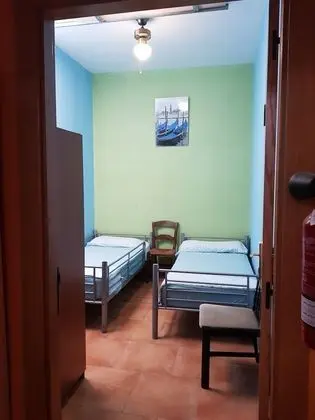 Tek Büyük Yataklı Oda, Ortak Banyo