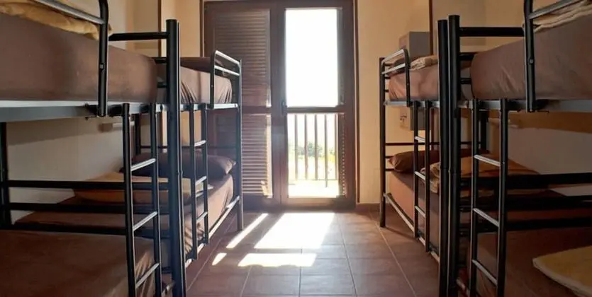 Büyük Yataklı Tek Kişilik Oda