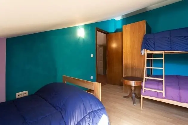 Ortak Ranzalı Oda, Karma Ranzalı Oda, Ortak Banyo (1 bed in a 3 bed in a  Dormitory Room)