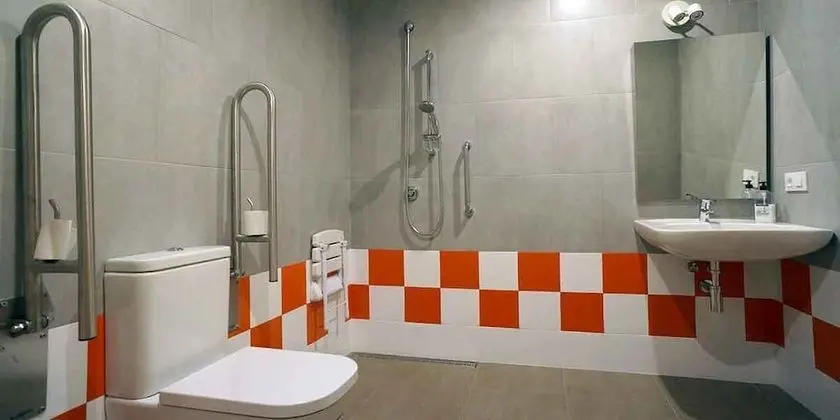 Ortak Ranzalı Oda, Karma Ranzalı Oda, Ortak Banyo (1 bed in a 16-Bed Dormitory Room)