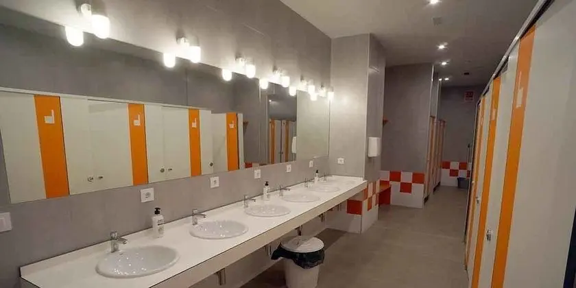 Ortak Ranzalı Oda, Karma Ranzalı Oda, Ortak Banyo (1 bed in a 24-Bed Dormitory Room)
