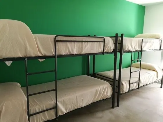 Dört Kişilik Oda, Birden Çok Yatak