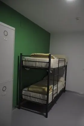 Dört Kişilik Oda, Birden Çok Yatak