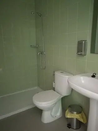 Dört Kişilik Oda, Birden Çok Yatak