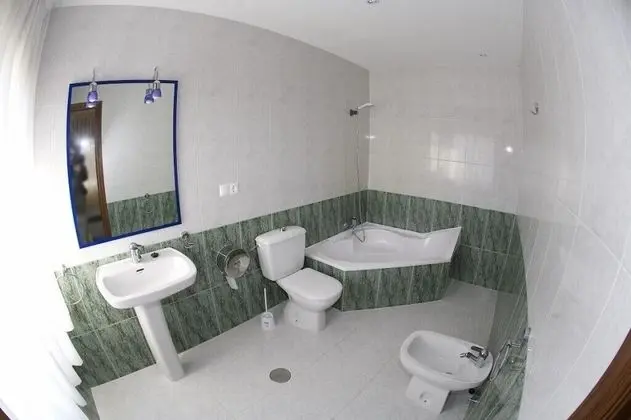 Tek Büyük veya İki Ayrı Yataklı Oda