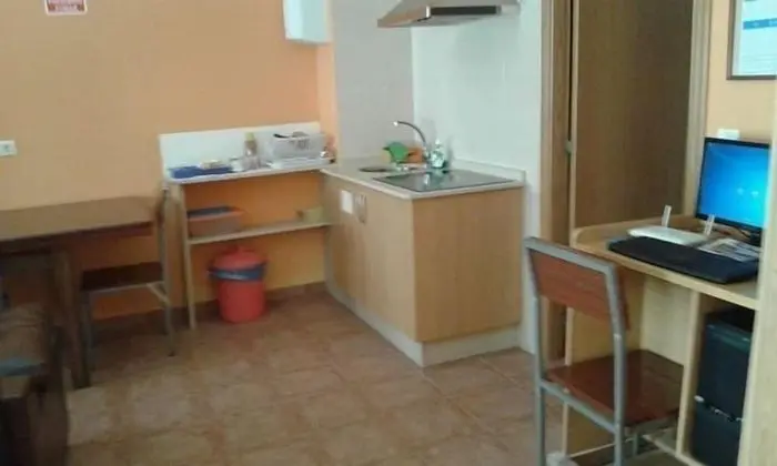 Ortak Ranzalı Oda, Karma Ranzalı Oda (1 bed in 10 Bed Dorm)
