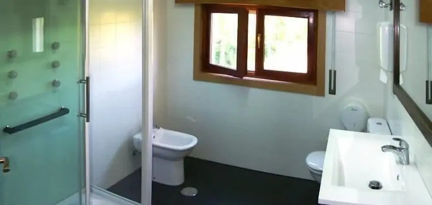 İki Ayrı Yataklı Oda, Özel Banyo