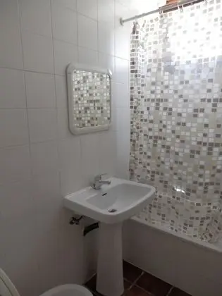 Ortak Ranzalı Oda, Karma Ranzalı Oda, Ortak Banyo