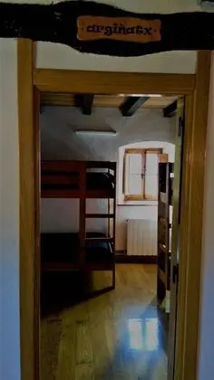 Ortak Ranzalı Oda, Karma Ranzalı Oda, Ortak Banyo (1 bed in a 5-Bed Dormitory Arginatx)