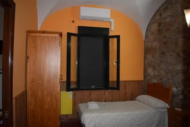 Basic Tek Büyük veya İki Ayrı Yataklı Oda