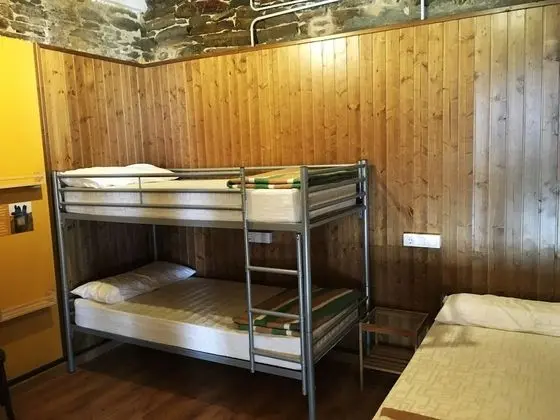 Ortak Ranzalı Oda, Ortak Banyo