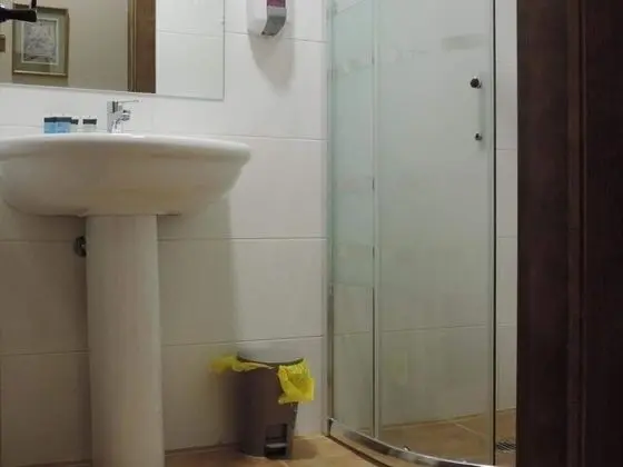 Tek Büyük Yataklı Oda, 1 Büyük (Queen) Boy Yatak, Özel Banyo