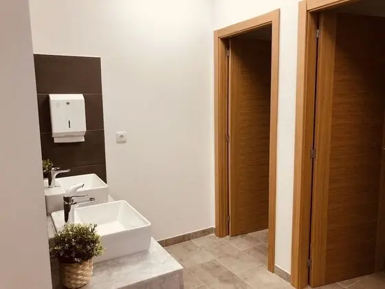 Ortak Ranzalı Oda, Karma Ranzalı Oda, Ortak Banyo
