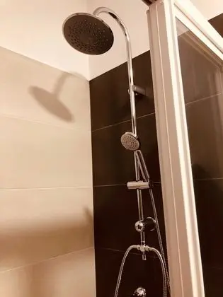 Ortak Ranzalı Oda, Karma Ranzalı Oda, Ortak Banyo