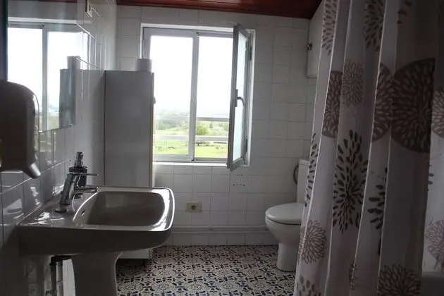 Ortak Ranzalı Oda, Karma Ranzalı Oda, Ortak Banyo (1 bed in a 4-Bed Dormitory Room)