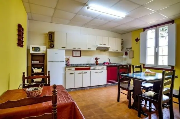 Basic Ortak Ranzalı Oda, Engellilere Uygun (1 Bed in a 12-Bed Dormitory Room)