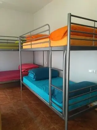 Ortak Ranzalı Oda (Bed in a 6-Bed Room)