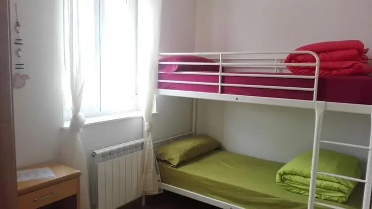 Ortak Ranzalı Oda (Bed in a 6-Bed Room)