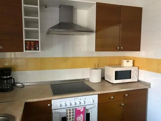 Ortak Ranzalı Oda (Bed in a 6-Bed Room)