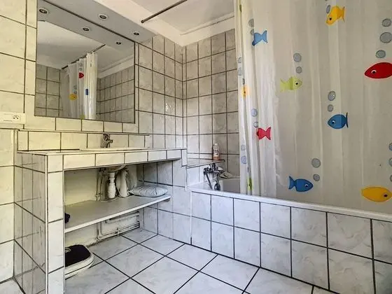 Traditional Ev, 5 Yatak Odası, Kişiye Özel Havuzlu (Alberguière)