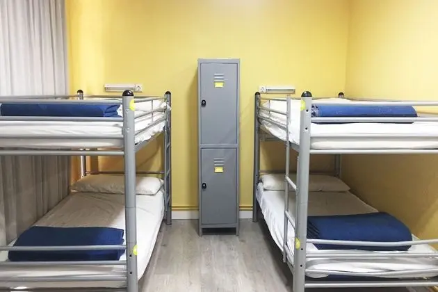 Ortak Ranzalı Oda, Ortak Banyo (14 beds)
