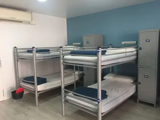Ortak Ranzalı Oda, Ortak Banyo (14 beds)
