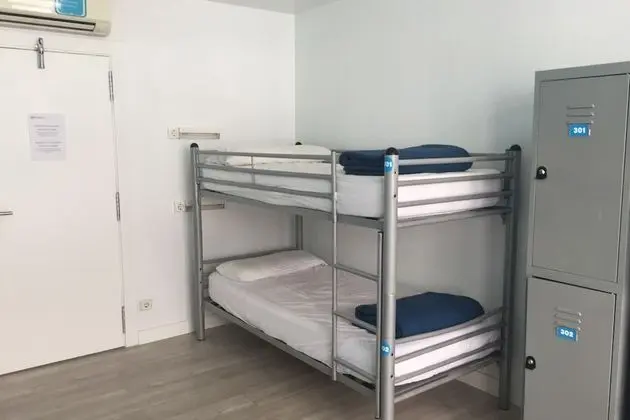 Ortak Ranzalı Oda, Ortak Banyo (18 beds)