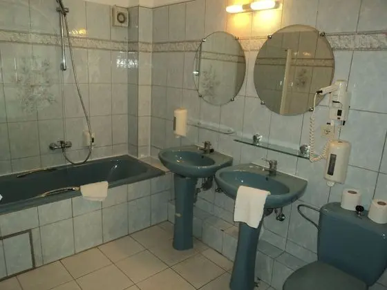 Dört Kişilik Oda