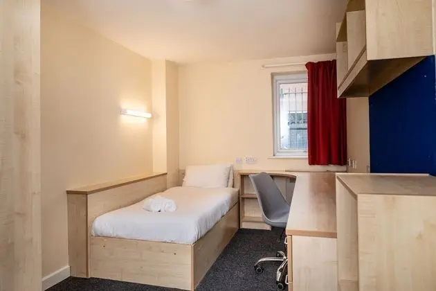 Standard Room with Bathroom