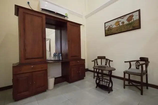 Family Tek Büyük Yataklı Oda