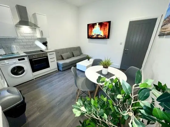 Superior Apart Daire, Banyolu/Duşlu