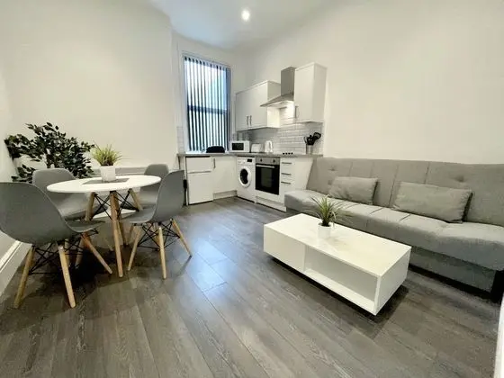 Superior Apart Daire, Banyolu/Duşlu