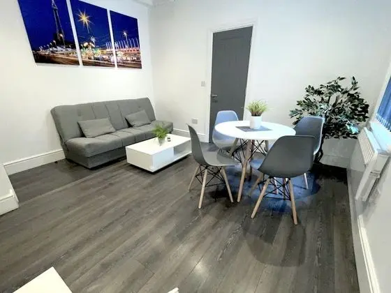 Superior Apart Daire, Banyolu/Duşlu