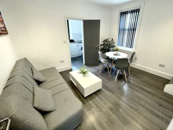 Superior Apart Daire, Banyolu/Duşlu