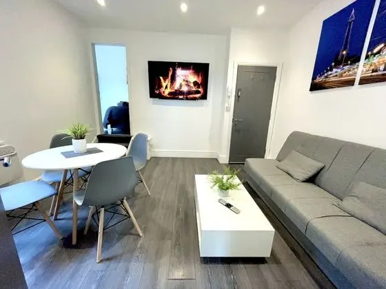 Superior Apart Daire, Banyolu/Duşlu