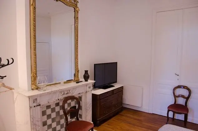 Comfort Tek Büyük Yataklı Oda, Bahçe Manzaralı