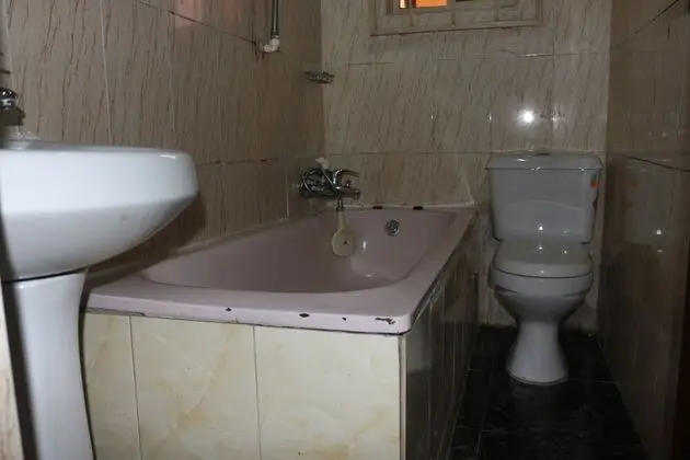 Luxury Oda