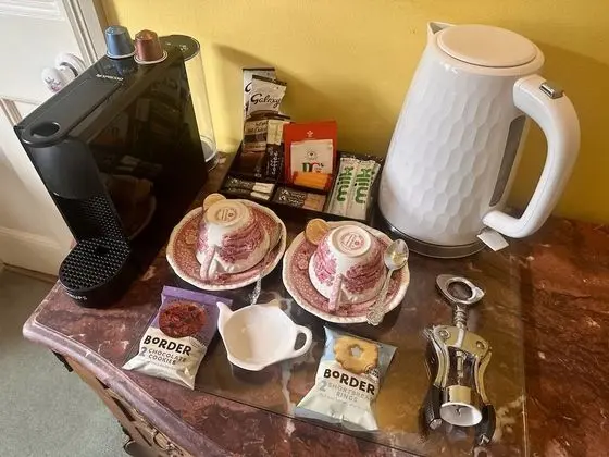 Tek Büyük Yataklı Oda, Banyolu/Duşlu (Alice Room)