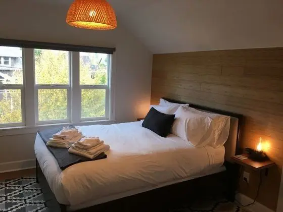 Bamboo Room