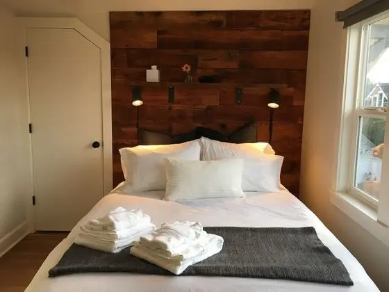 Doug Fir Room