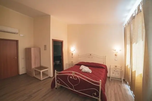 Classic Tek Büyük veya İki Ayrı Yataklı Oda