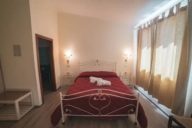 Classic Tek Büyük veya İki Ayrı Yataklı Oda