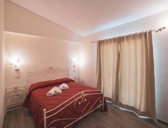 Classic Tek Büyük veya İki Ayrı Yataklı Oda