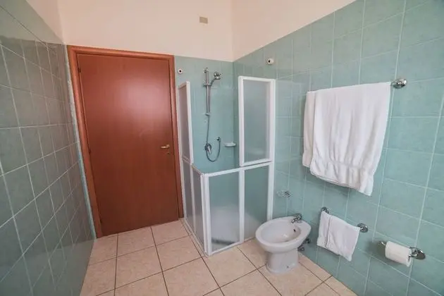 Classic Tek Büyük veya İki Ayrı Yataklı Oda