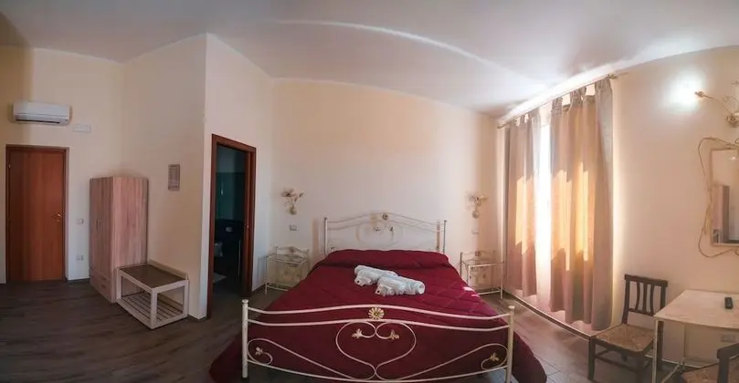 Tek Büyük Yataklı Oda